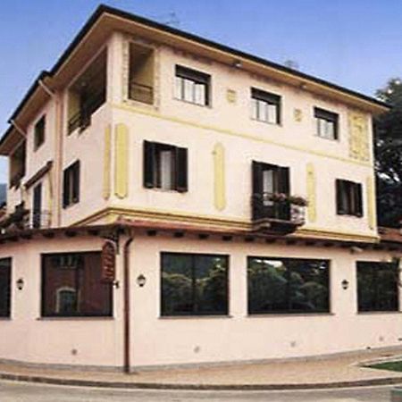 Hotel La Bussola Cittiglio Exteriér fotografie