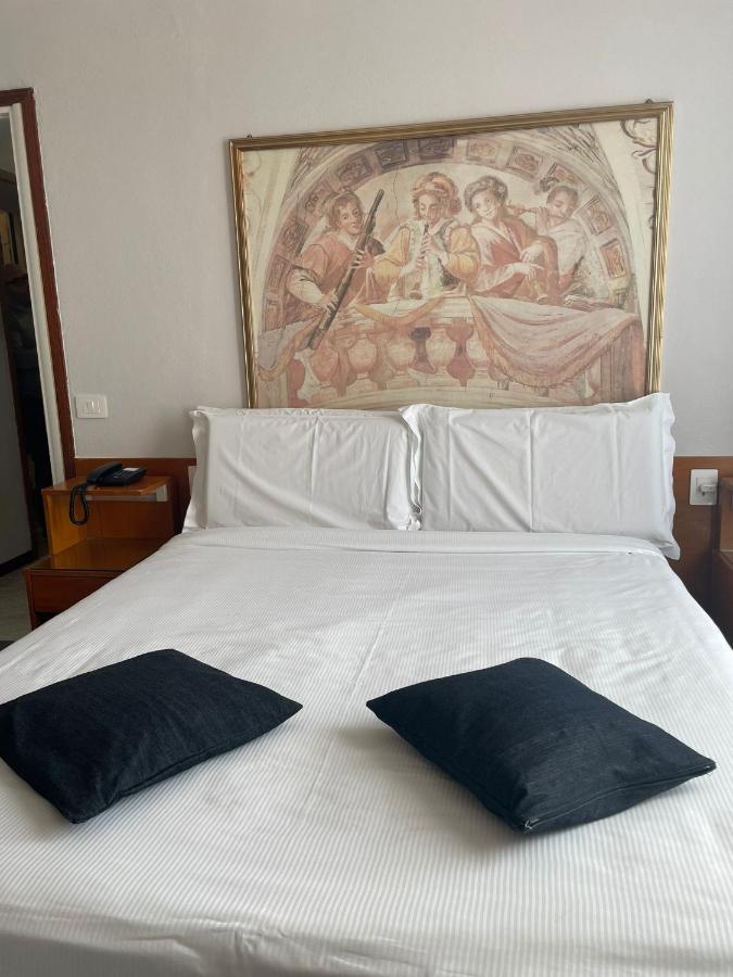 Hotel La Bussola Cittiglio Exteriér fotografie